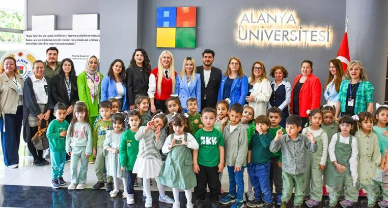 Alanya Üniversitesi'nde 'Doğanın İzinde' Zirvesi