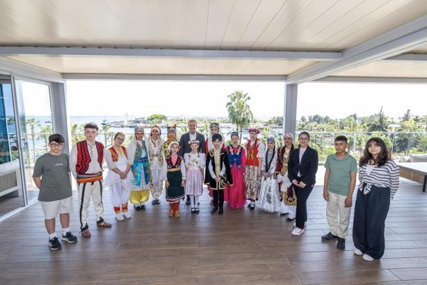 Seçer’e 9 ülkeden gelen çocuklardan ziyaret