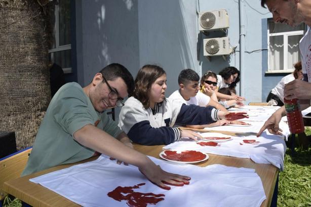 İzmir'de özel bireyler için anlamlı proje