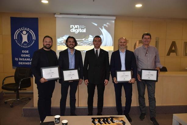 EGİAD'dan dijital dönüşümde farkındalık etkinliği