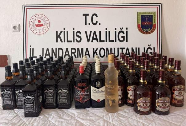 Kilis'te kaçak içkiye gözaltı