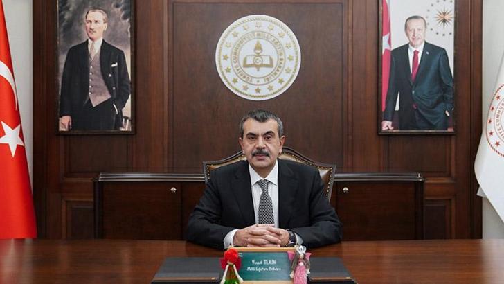 Bakan Tekin'den '23 Nisan' mesajı