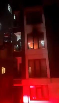 İstanbul - Kağıthane'de prizden çıkan yangın daireyi küle çevirdi