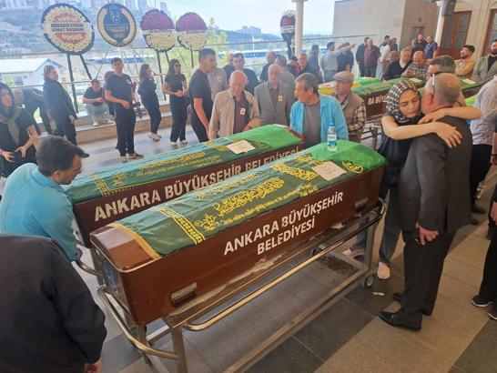 Eski TBMM Başkan Vekili Fehmi Işıklar'ın eşi, Ankara'da toprağa verildi