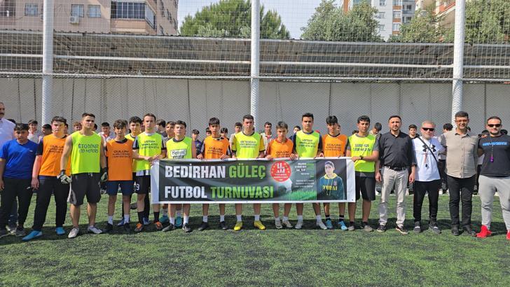 Kazada hayatını kaybeden Bedirhan Güleç anısına futbol turnuvası