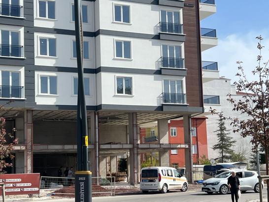 İskeleden düşen işçi öldü