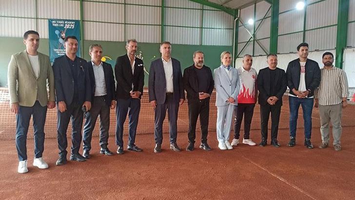 TTF Başkanı Müderrisgil, 'Haydi Tenise' projesini Hatay’da başlattı