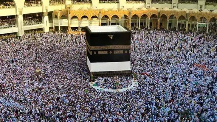 Suudi Arabistan'dan Mekke'ye girişlerde yeni kısıtlama