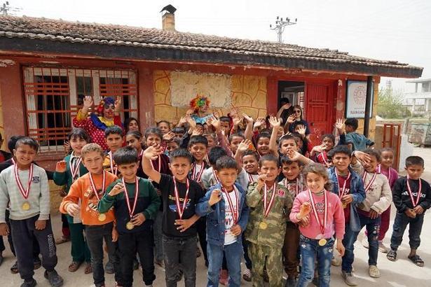 23 Nisan'a özel köy okullarında 'Temiz Hava Sınıfları' açıldı