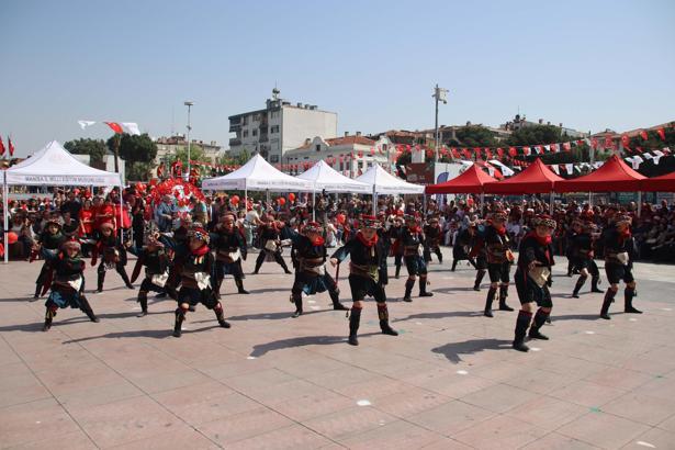 Manisa'da 23 Nisan coşkusu