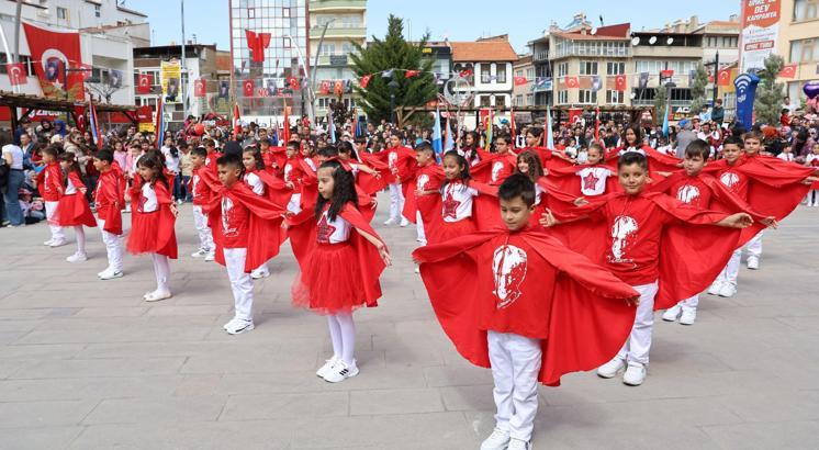 Sandıklı'da 23 Nisan kutlaması