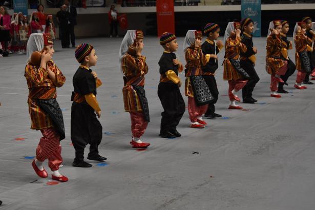 Niğde’de 23 Nisan Çocuk Bayramı coşkuyla kutlandı