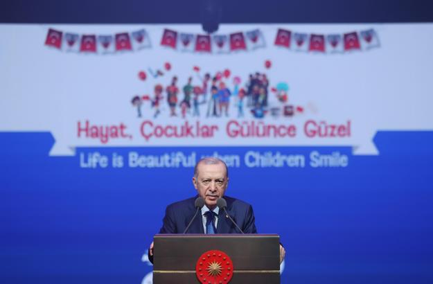 Cumhurbaşkanı Erdoğan: Dünyayı siz çocuklar güzelleştireceksiniz