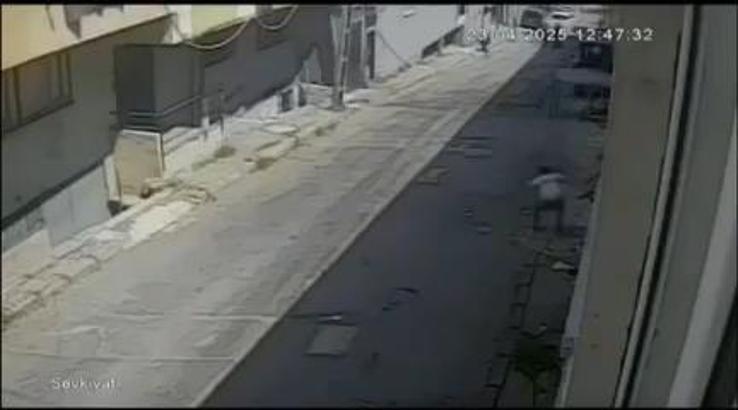 İstanbul- Bağcılar'da deprem anında işçi 1'inci kattan atladı