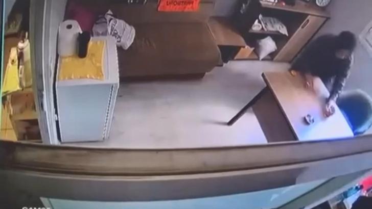 İstanbul - Bayrampaşa'da çayını alıp depremden kaçtı; Fatih'te depremde şoka girdi yerinden kalkamadı