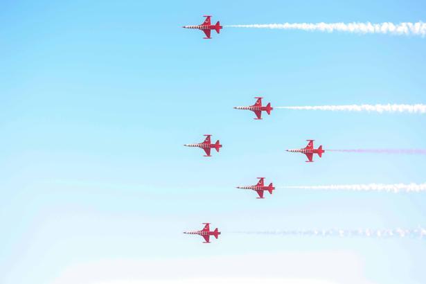 Türk Yıldızları'ndan Antalya'da nefes kesen gösteri/ Ek fotoğraflar