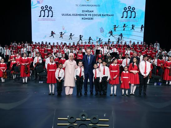 Cumhurbaşkanı Erdoğan, 23 Nisan Ulusal Egemenlik ve Çocuk Bayramı Konseri'ni dinledi