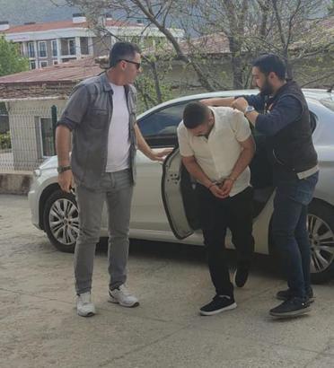 Yolcu otobüsünde uyuşturucuyla yakalanan şüpheli, tutuklandı