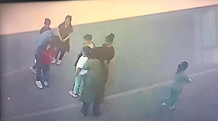 Öğrencisini Heimlich manevrasıyla kurtardı; o anlar kamerada