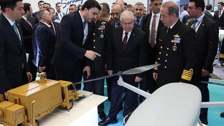 Bakan Güler, '7'nci Verimlilik ve Teknoloji Fuarı'nı ziyaret etti