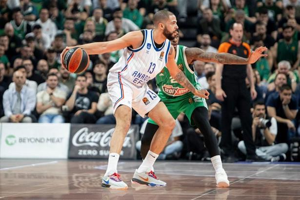 Panathinaikos - Anadolu Efes: 76-79