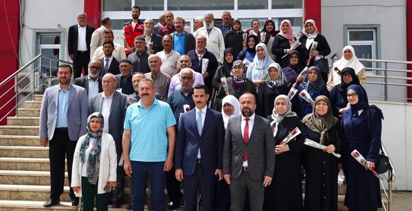 Gaziantep'te hacı adayları uğurlandı
