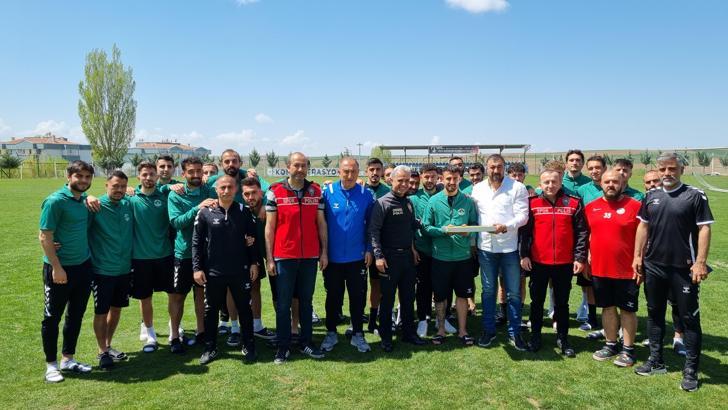 Polis ekiplerinden Kırşehir Futbol Spor Kulübüne ziyaret