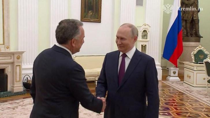 Putin, Kremlin'de Trump'ın Özel Temsilcisi Witkoff'la bir araya geldi