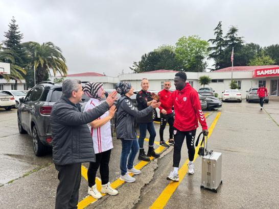 Samsunspor, Bodrum FK deplasmanı için yola çıktı