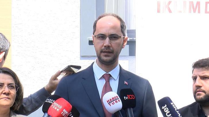 Bahçelievler'de 'Yarısı Bizden' kampanyasıyla yeniden yapılan bina hak sahiplerine teslim edildi