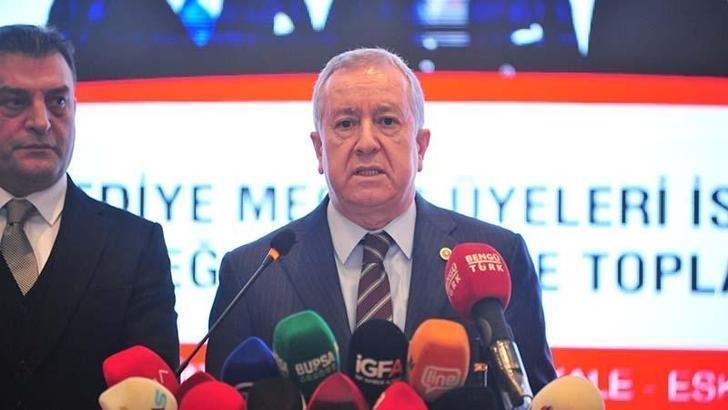MHP'li Durmaz: Özgür Özel'e belediyelerine yoğunlaşmasını tavsiye ediyorum