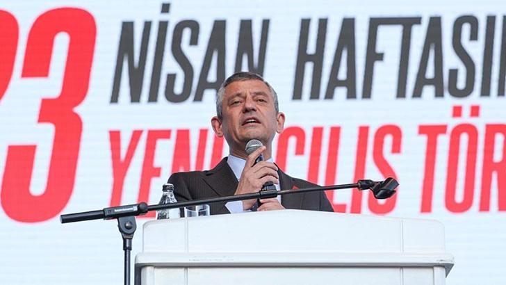 Özel: Özgür Özel varken başörtülü kardeşimin hakkını savunmak Milli Eğitim Bakanı olacak meczuba kalmamış