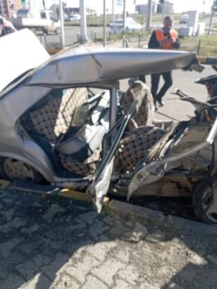 Kars'ta zırhlı araç ile otomobil çarpıştı; 2'si polis 6 yaralı