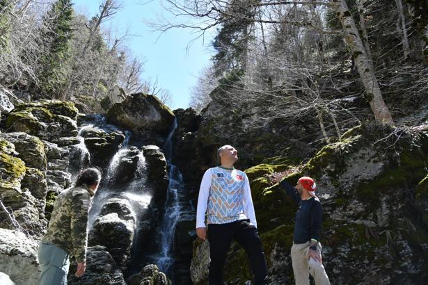 Terörden arındırılan Amanoslar'da birkaç ay görülebilen şelale ilgi odağı oldu