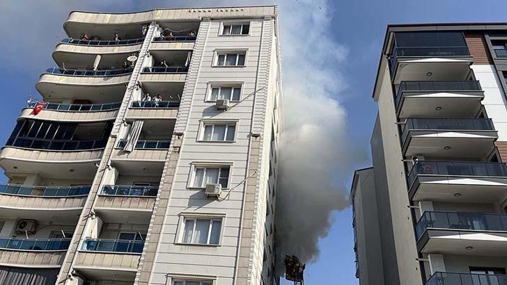 Manisa'da 7 katlı binada yangın; 6 kişi dumandan etkilendi