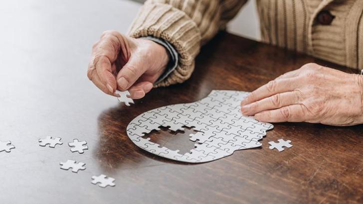 Erken yaşlarda demansa neden olan 15 farklı yaşam tarzı belirlendi