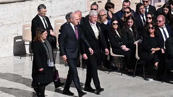 TBMM Başkanı Kurtulmuş, Papa Franciscus'un cenaze törenine katıldı