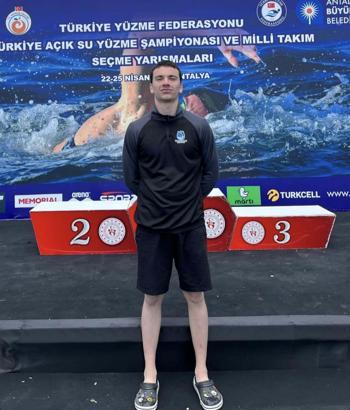 Yüzücü Umut, Türkiye şampiyonu oldu