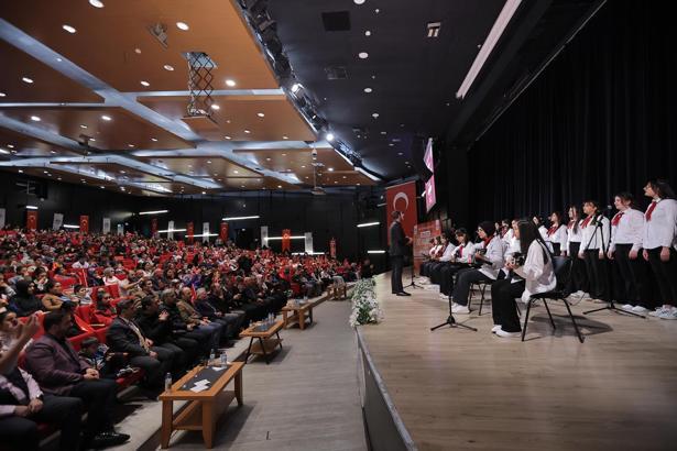 Kayseri'de 'Gençler 57'nci Alayın izinde' programı düzenlendi