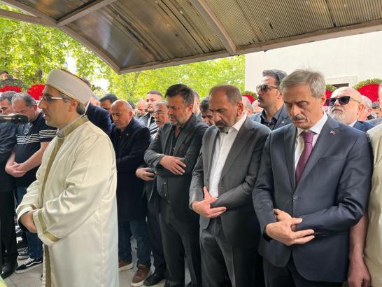 Teknik direktör Bülent Uygun'un kızı Almina Tude, son yolculuğuna uğurlandı