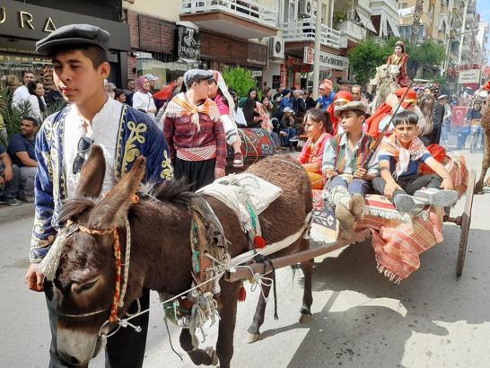 Kumluca'da 'Yörük Göçü' coşkusu