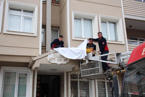 Tokat’ta Alzheimer hastası kadın, terastan sundurmanın üzerine  düşüp öldü