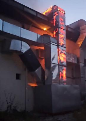 Alanya'da mobilya atölyesinde yangın