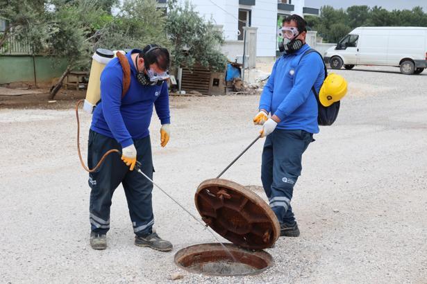 Vektörel mücadele ekibi iş başında