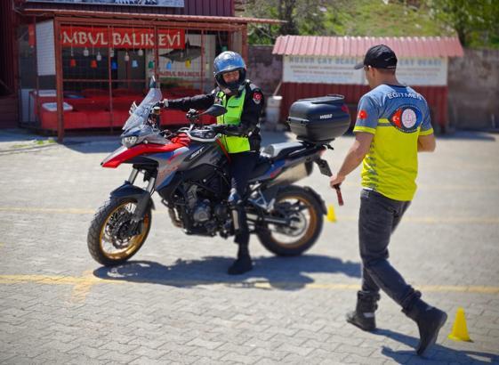 SANMOK üyelerine ileri sürüş teknikleri eğitim