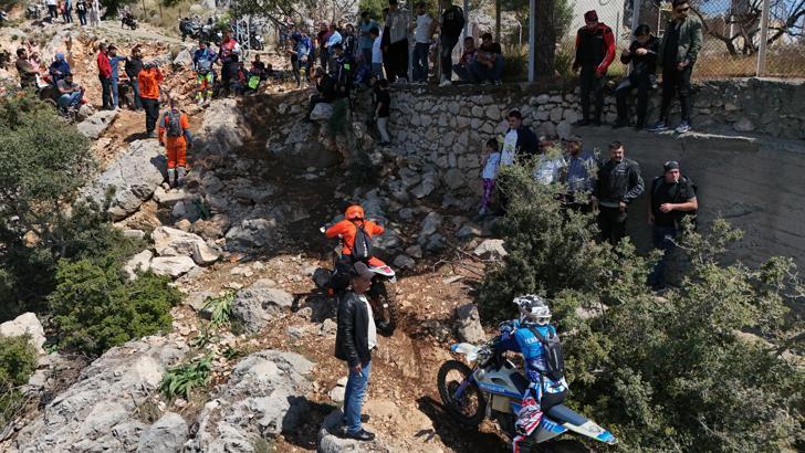 Kozan'da motocross heyecanı