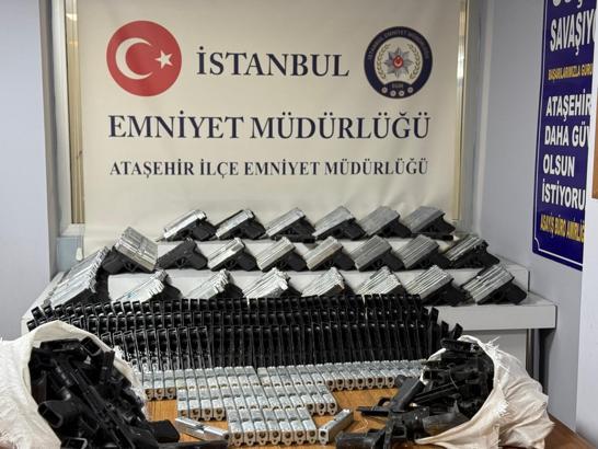 İstanbul- Ataşehir'de silah imalathanesine operasyon: 313 tabanca ele geçirildi