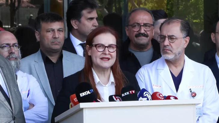 İstanbul- Sırrı Süreyya Önder'in sağlık durumuna ilişkin doktorlarından açıklama -1