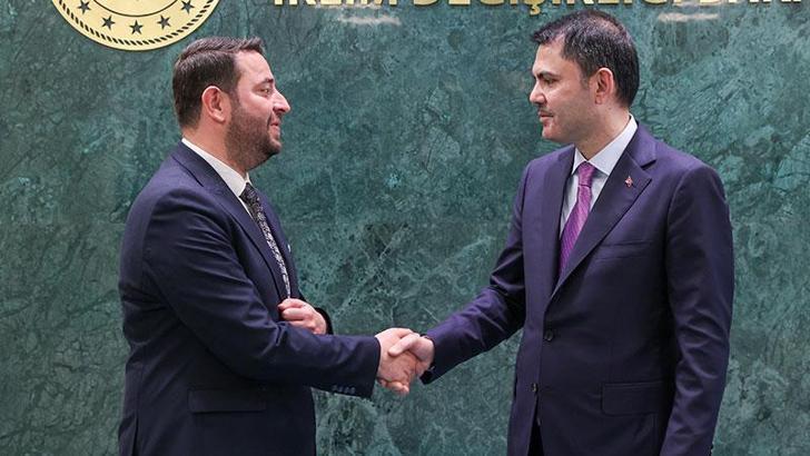 Bakan Kurum, Samandağ Belediye Başkanı Karaçay'ı kabul etti