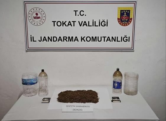 Tokat’ta nisan ayında 2 kilo 299 gram bonzai ele geçirildi